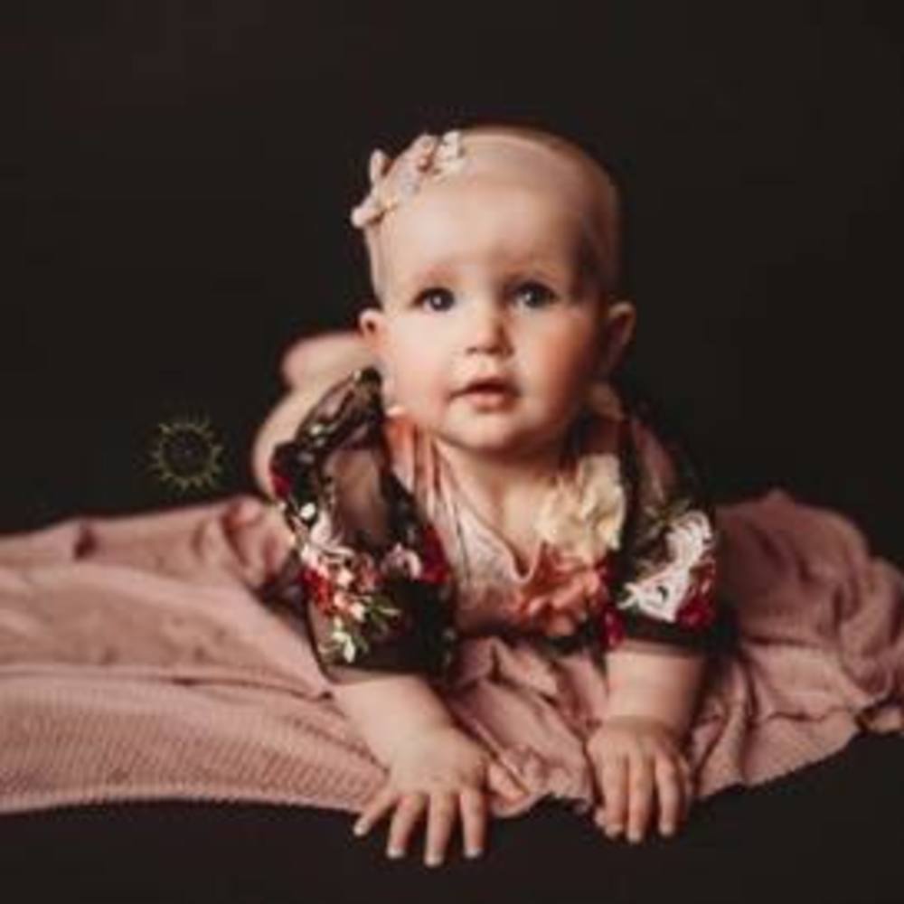 Meet your Posher, Madeline